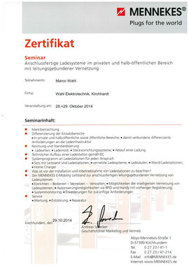 Marco Wahl, Anschlussfertige Ladesysteme im privaten und halb-öffentlichen Bereich mit leitungsgebundener Vernetzung Marco Wahl, Anschlussfertige Ladesysteme im privaten und halb-öffentlichen Bereich mit leitungsgebundener Vernetzung