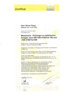 Oliver Fleck, Messpraxis - Prüfungen an elektrischen Anlagen nach DIN VDE 0105/Teil 100 und VDE 0100/Teil 600 Oliver Fleck, Messpraxis - Prüfungen an elektrischen Anlagen nach DIN VDE 0105/Teil 100 und VDE 0100/Teil 600